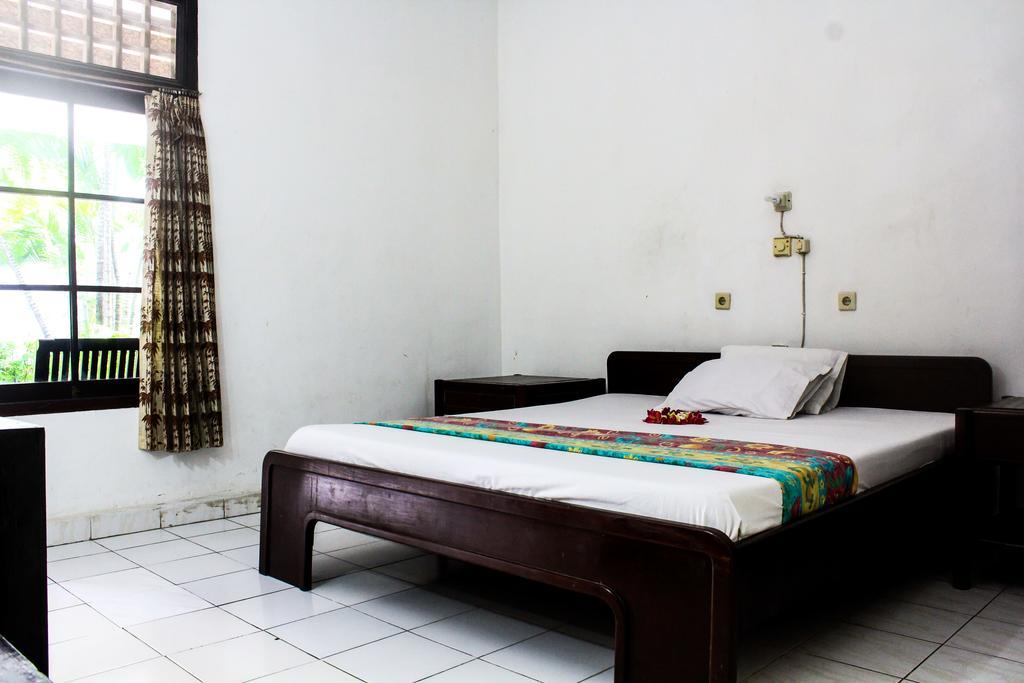 Berlian Inn Kuta  Exterior photo